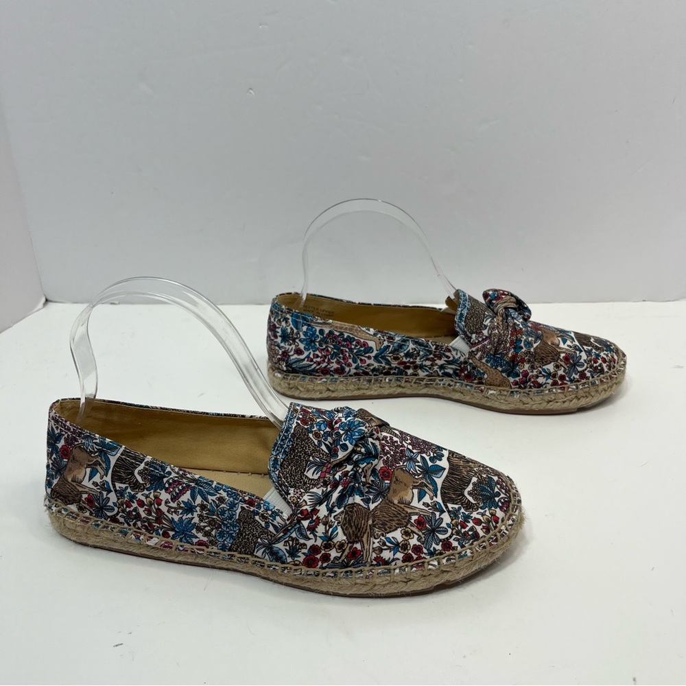 TALBOTS Jungle Cat slip on Loafers flats shoes women’s size 7.5 M boat shoes